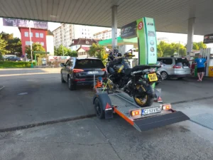 Tractari Motociclete Audi Q5, BMW R1250GS, platforma moto rabatabila
